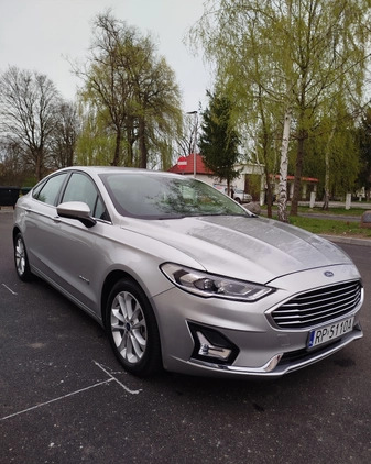 Ford Mondeo cena 71900 przebieg: 69000, rok produkcji 2019 z Przemyśl małe 79